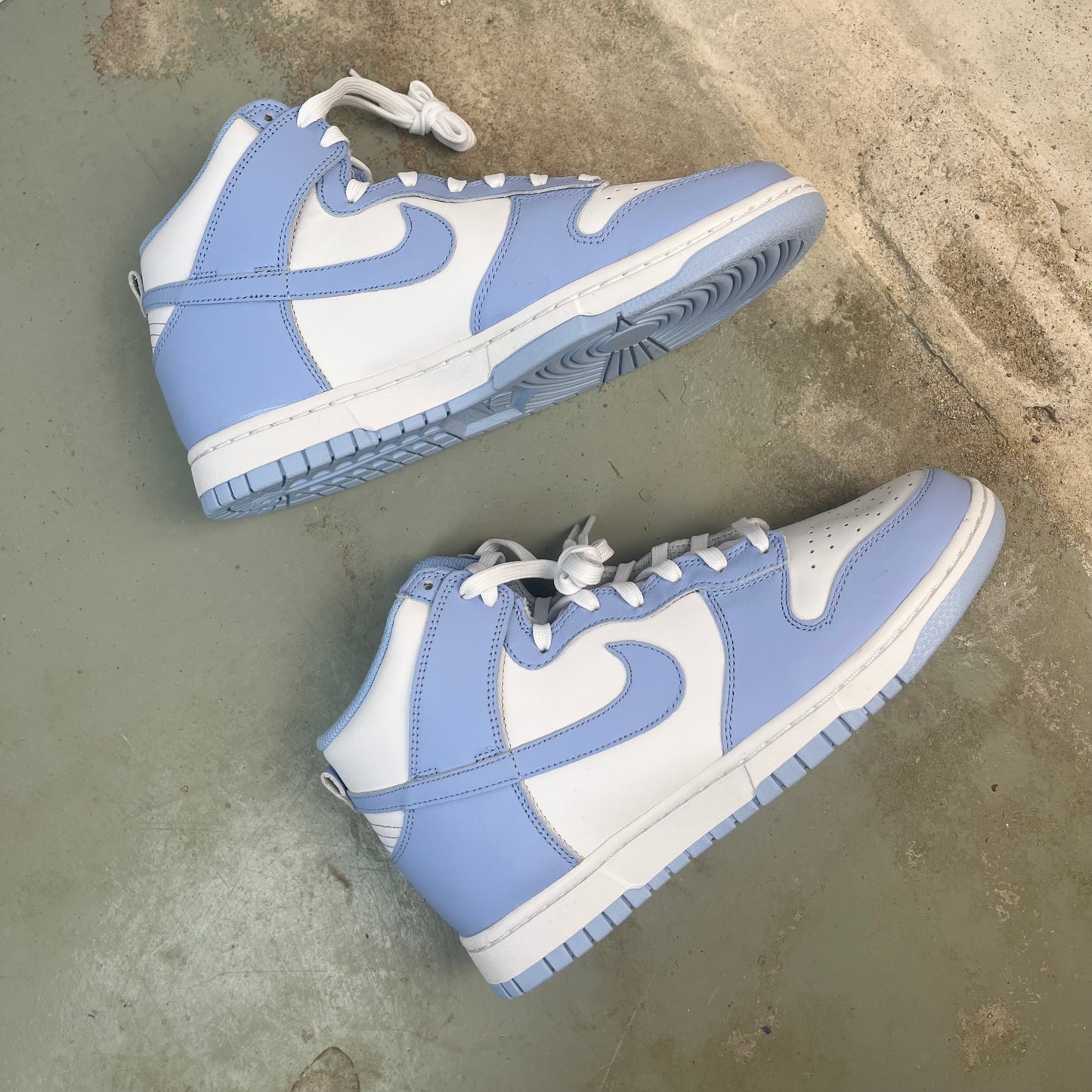 Nike - Dunk High Aluminum (W)