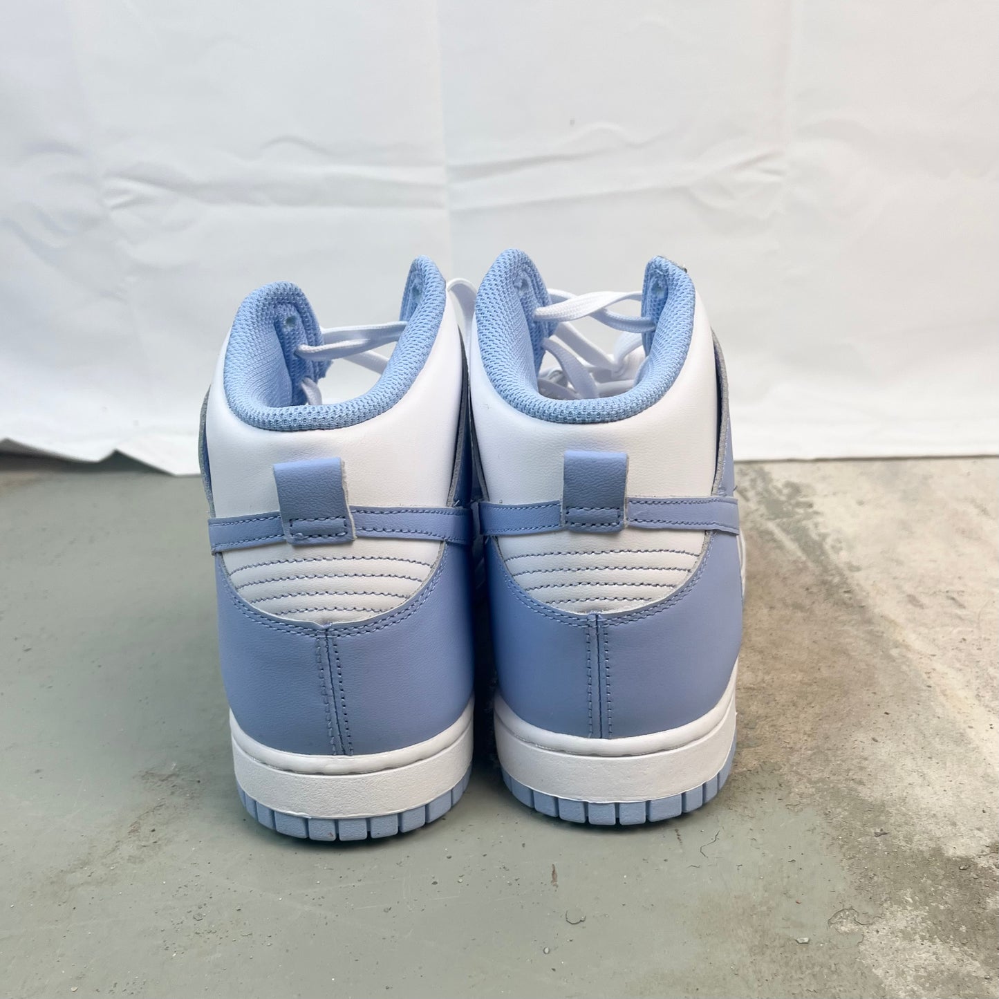 Nike - Dunk High Aluminum (W)