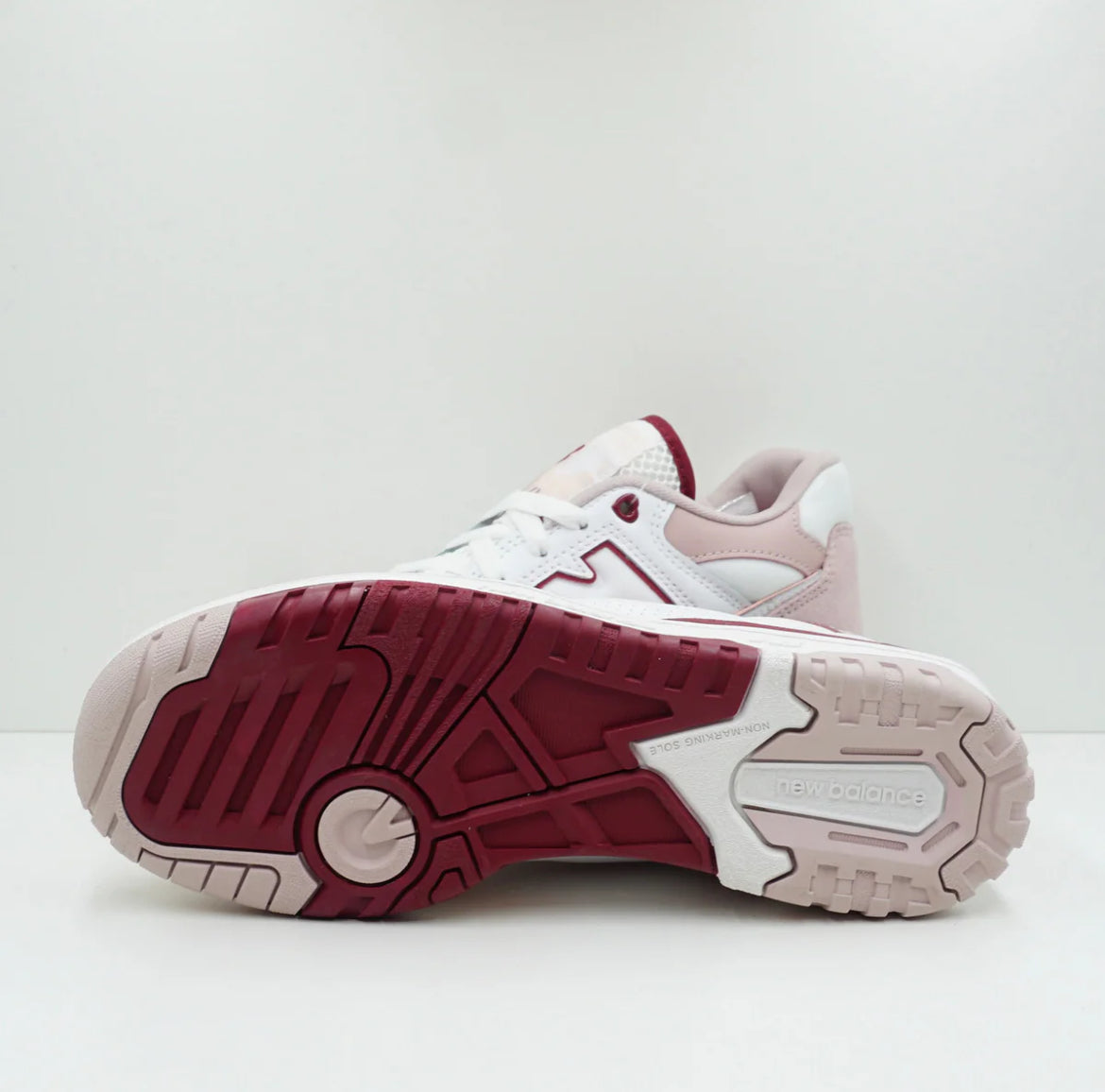 New Balance - 550 White Scarlet (W)