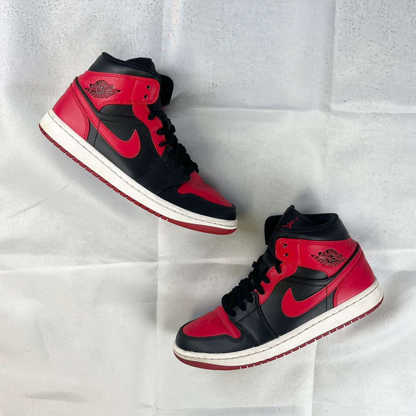 Nike - Air Jordan 1 Mid