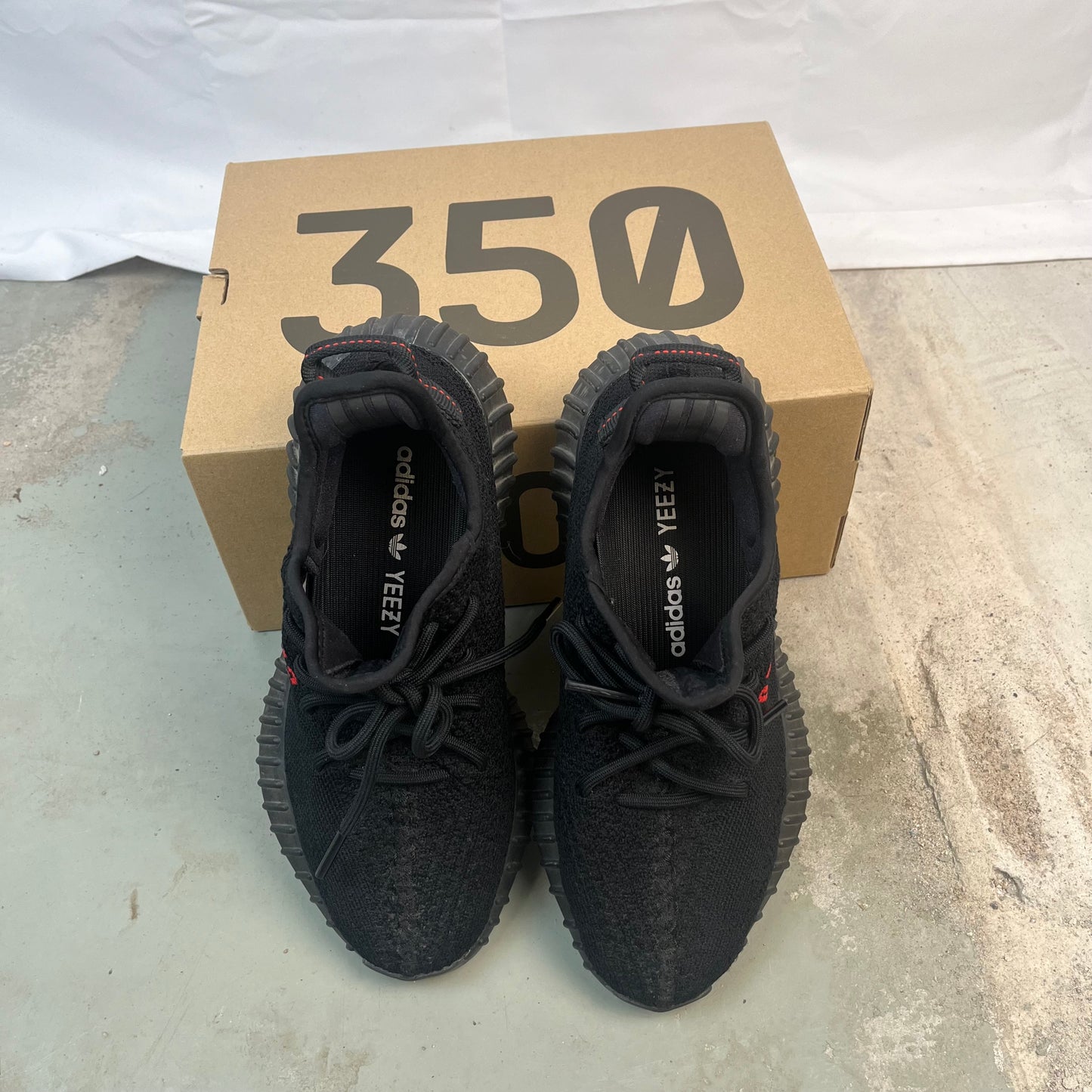 Adidas - YEEZY BOOST 350