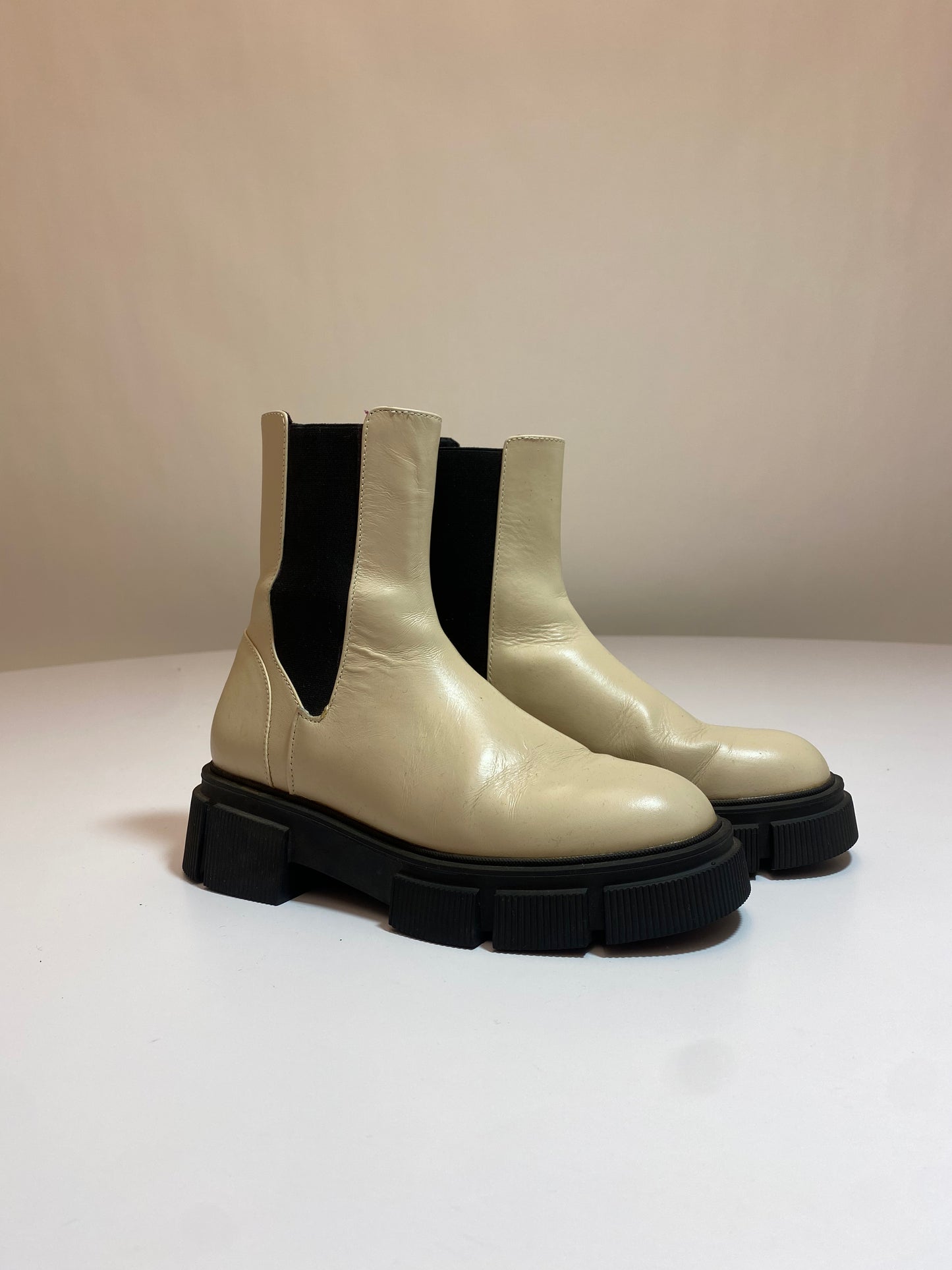 Zara - Boots